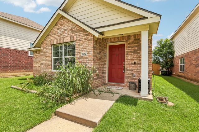 9012 Wayne Street, Cross Roads, TX 76227