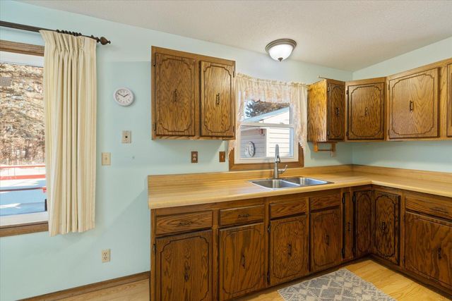 1014 NE 5th Avenue, Grand Rapids, MN 55744