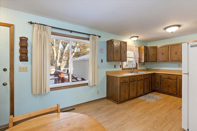 1014 NE 5th Avenue, Grand Rapids, MN 55744