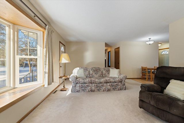 1014 NE 5th Avenue, Grand Rapids, MN 55744