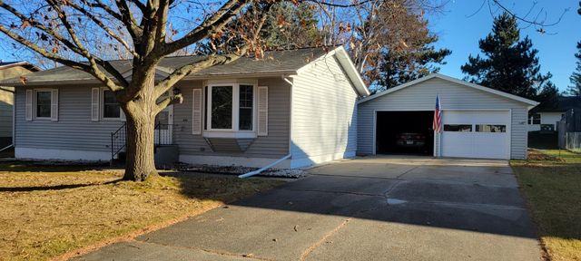 1014 NE 5th Avenue, Grand Rapids, MN 55744