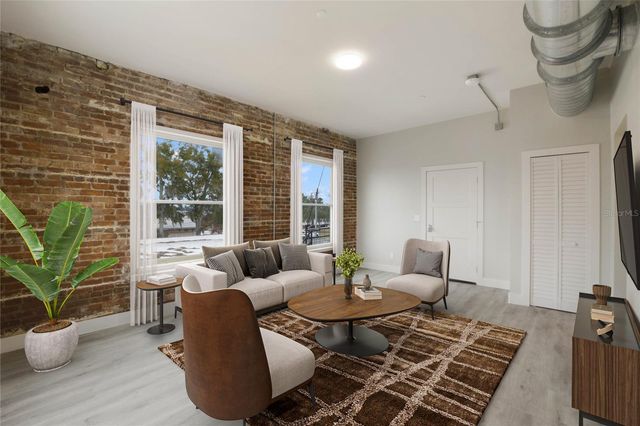 792 W MONTROSE STREET 205, Clermont, FL 34711