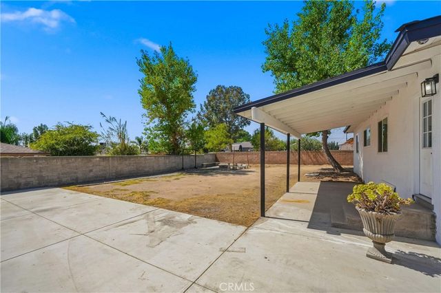 1475 E Marshall, San Bernardino, CA 92404