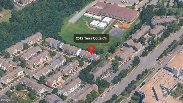 2512 TERRA COTTA CIR, Herndon, VA 20171