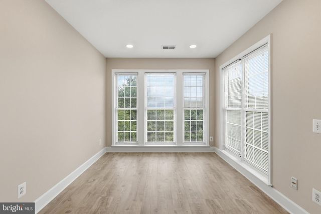 2512 TERRA COTTA CIR, Herndon, VA 20171