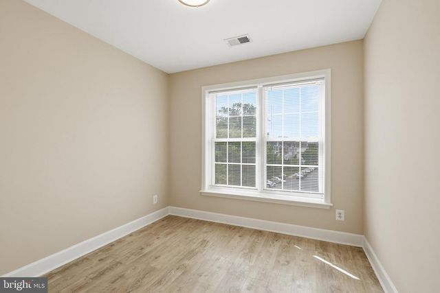 2512 TERRA COTTA CIR, Herndon, VA 20171