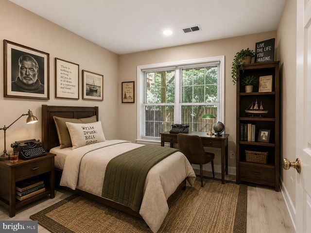 2512 TERRA COTTA CIR, Herndon, VA 20171