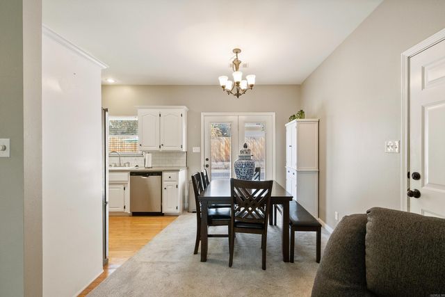 2221 E Longhills Road, Benton, AR 72019