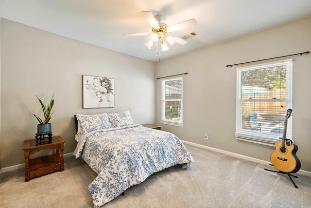 2221 E Longhills Road, Benton, AR 72019