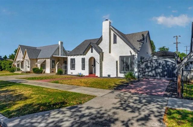 256 N Sierra Vista, Fresno, CA 93702
