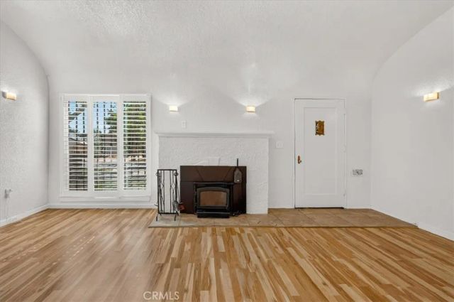 256 N Sierra Vista, Fresno, CA 93702