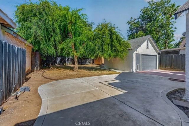 256 N Sierra Vista, Fresno, CA 93702