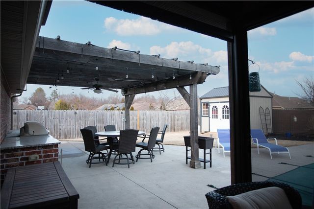 203 Colville Street, Lowell, AR 72745