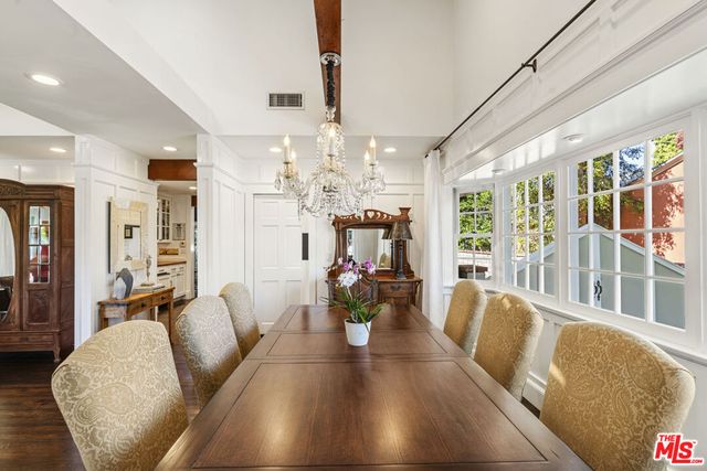 16731 Morrison Street, Encino, CA 91436