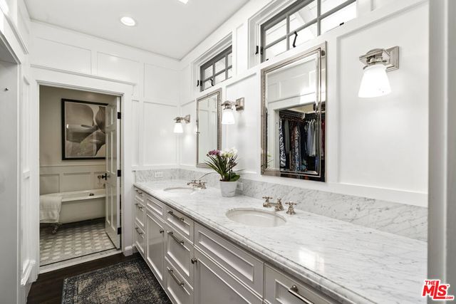 16731 Morrison Street, Encino, CA 91436