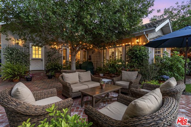 16731 Morrison Street, Encino, CA 91436