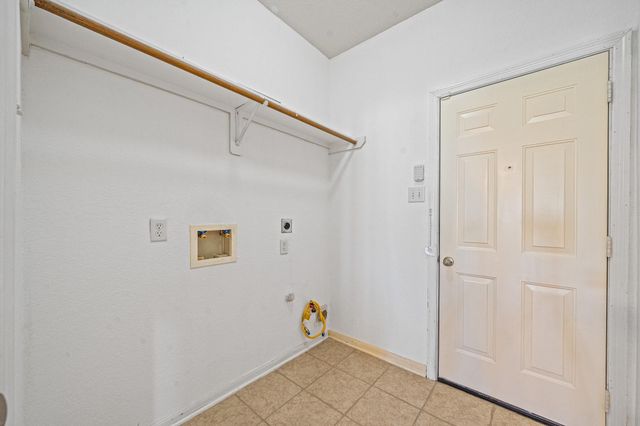 7202 Lyndhurst Village Lane, Spring, TX 77379