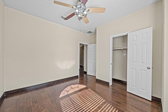 7202 Lyndhurst Village Lane, Spring, TX 77379