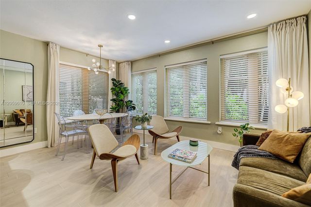 1018 Meridian Ave 2, Miami Beach, FL 33139