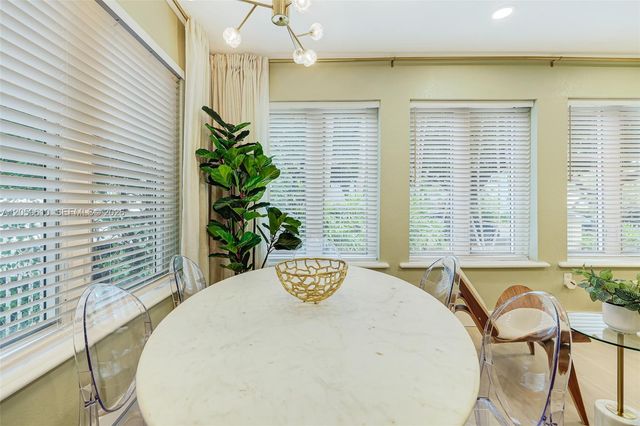 1018 Meridian Ave 2, Miami Beach, FL 33139