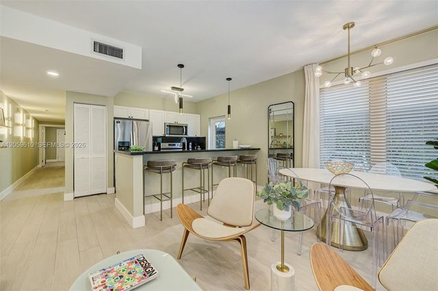 1018 Meridian Ave 2, Miami Beach, FL 33139