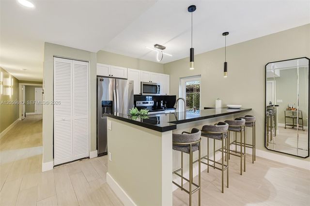 1018 Meridian Ave 2, Miami Beach, FL 33139