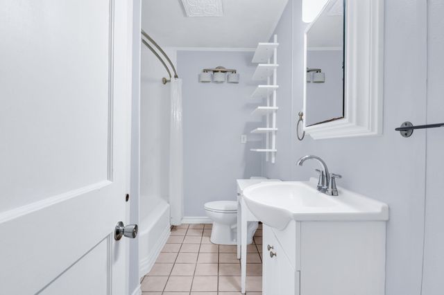 1517 Oakview Street, Bryan, TX 77802