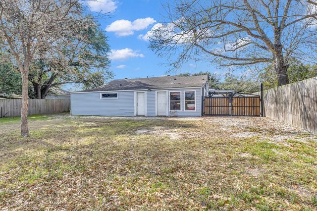1517 Oakview Street, Bryan, TX 77802