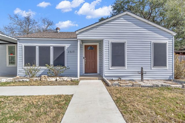 1517 Oakview Street, Bryan, TX 77802