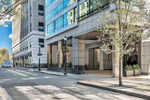 1 Avery St 24D, Boston, MA 02111