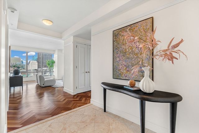 1 Avery St 24D, Boston, MA 02111