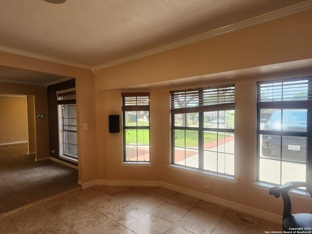 3014 war knife, San Antonio, TX 78238
