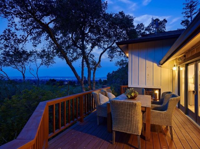 25564 Fernhill Drive, Los Altos Hills, CA 94024