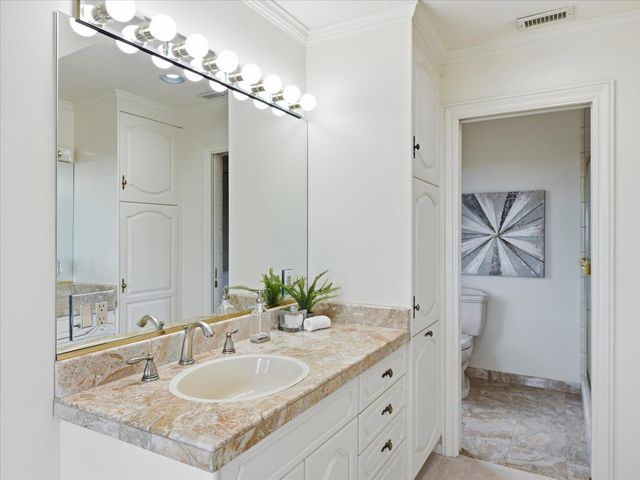 25564 Fernhill Drive, Los Altos Hills, CA 94024