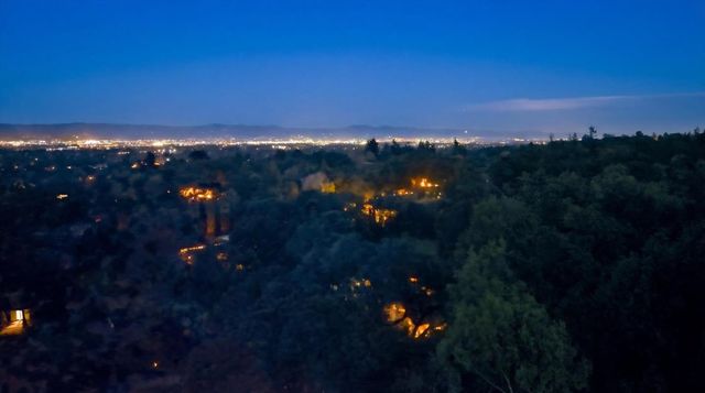 25564 Fernhill Drive, Los Altos Hills, CA 94024