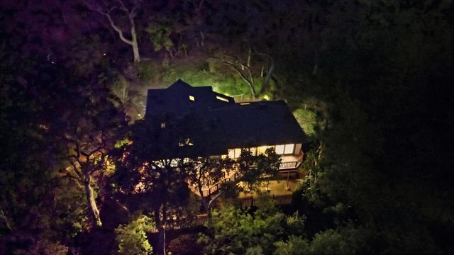 25564 Fernhill Drive, Los Altos Hills, CA 94024