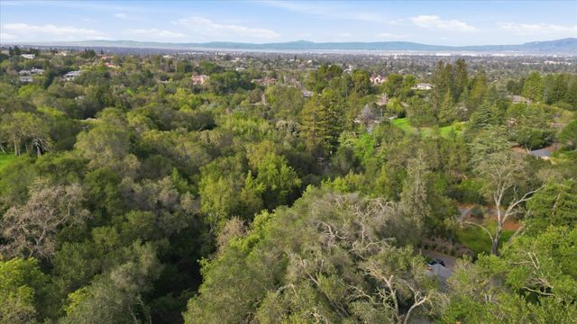25564 Fernhill Drive, Los Altos Hills, CA 94024