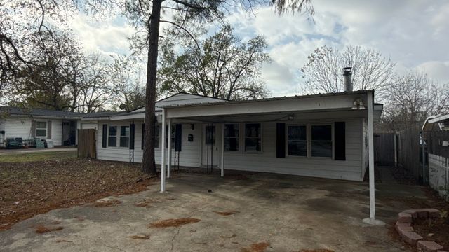 203 Fielding Drive, Mesquite, TX 75149