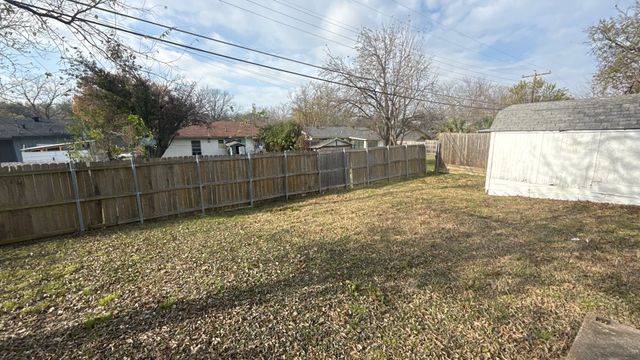 203 Fielding Drive, Mesquite, TX 75149