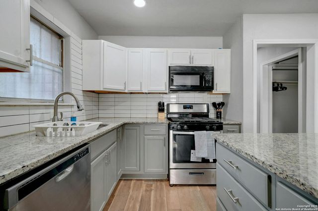 2223 Hays, San Antonio, TX 78202