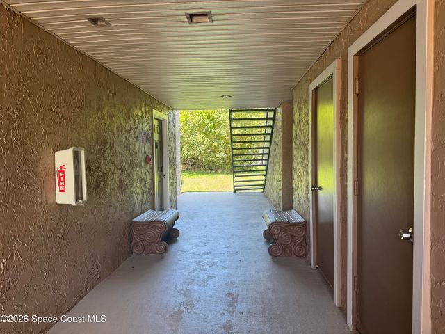 7667 N Wickham Road 1107, Melbourne, FL 32940