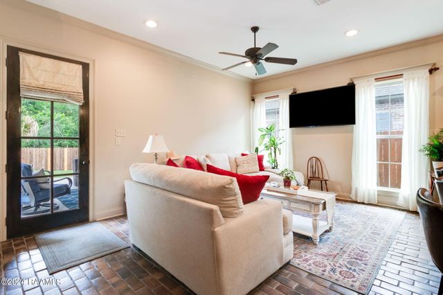 231 English Gardens Parkway, Lafayette, LA 70503