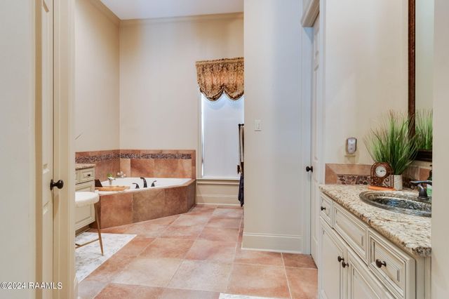 231 English Gardens Parkway, Lafayette, LA 70503