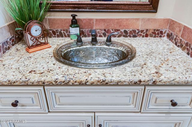 231 English Gardens Parkway, Lafayette, LA 70503