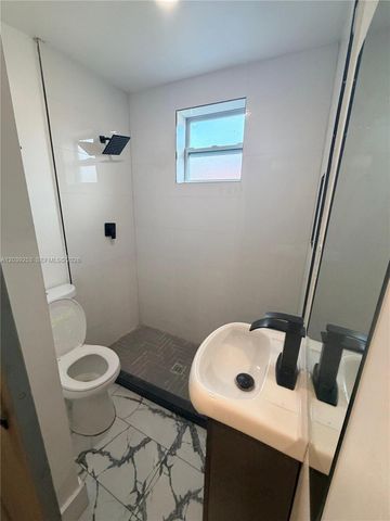 453 NW 25th Ct 1, Miami, FL 33125