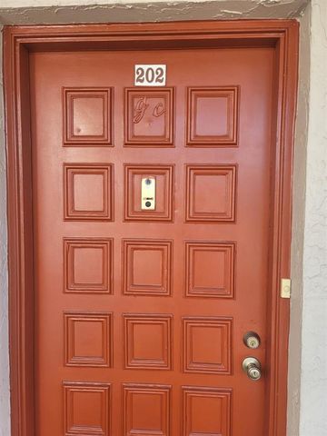 3774 Inverrary Boulevard P202, Lauderhill, FL 33319