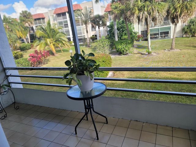 3774 Inverrary Boulevard P202, Lauderhill, FL 33319