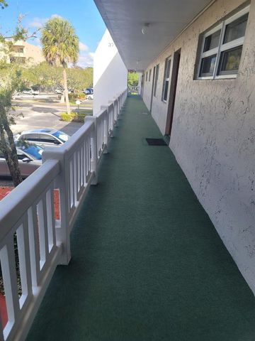 3774 Inverrary Boulevard P202, Lauderhill, FL 33319