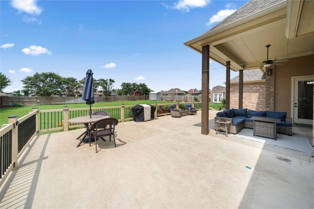 301 Zambezi Lane, Bullard, TX 75757