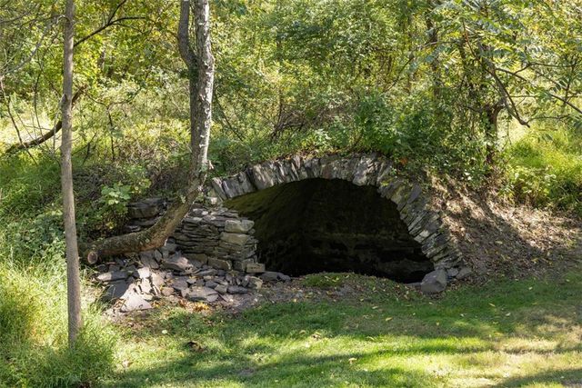 144 Creek Road, New Britain Twp, PA 18914